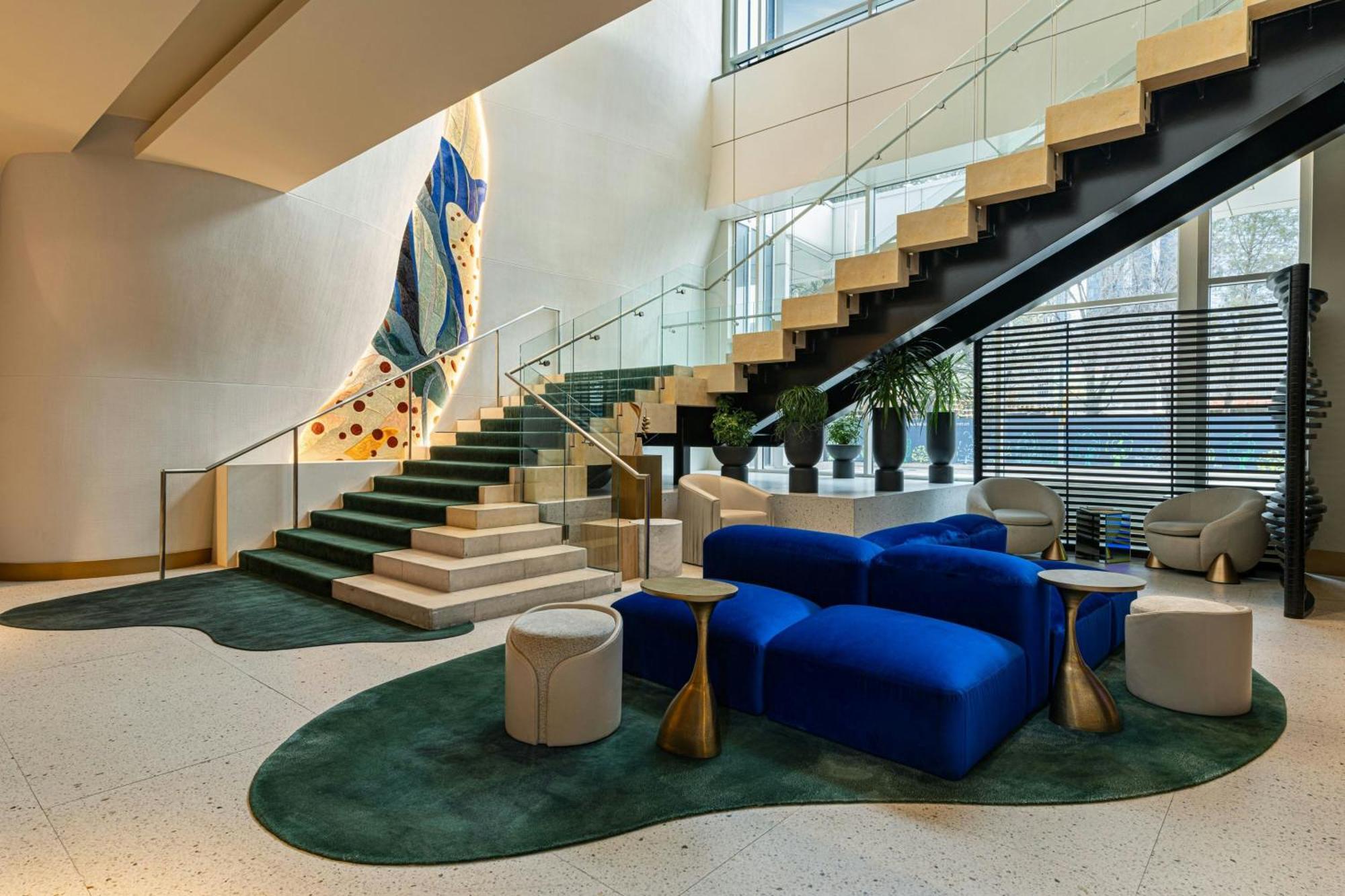 W Dallas Exterior photo